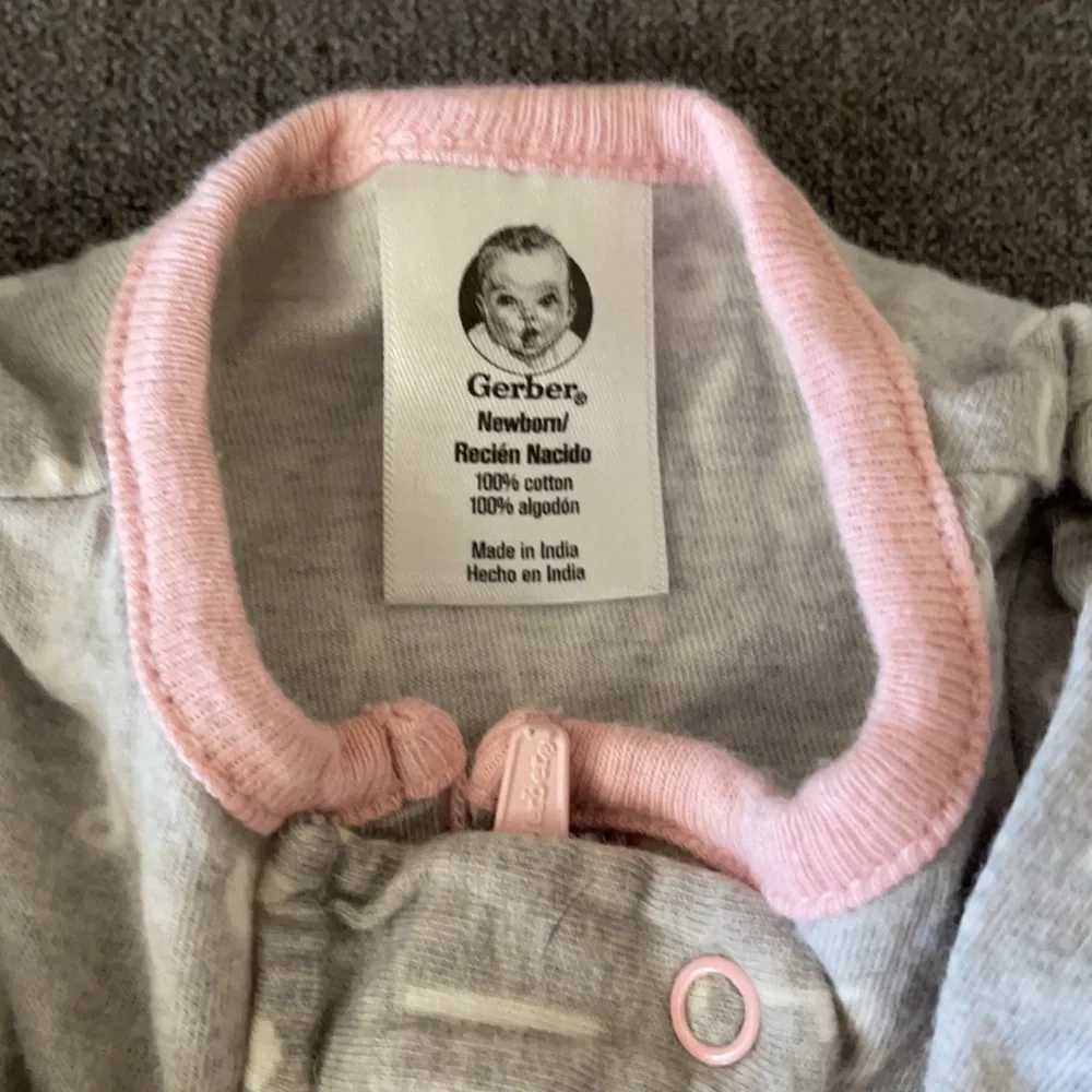 Baby girl long sleeve sleeping onesies size newborn. Set of 2. - Picture 3 of 3